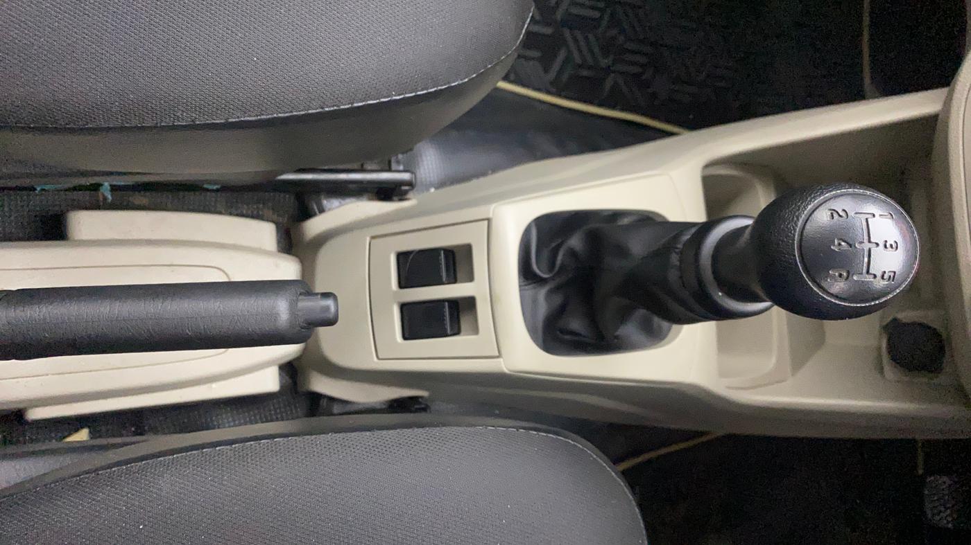 2020 Maruti Alto VXI, Petrol, Manual, 32,675 km, Gear Lever