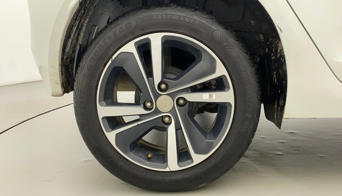 2022 Tata ALTROZ XZA PLUS, Petrol, Automatic, 9,036 km, Right Rear Wheel