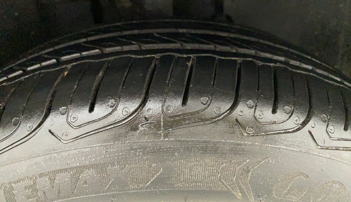 2022 Tata ALTROZ XZA PLUS, Petrol, Automatic, 9,036 km, Right Front Tyre Tread