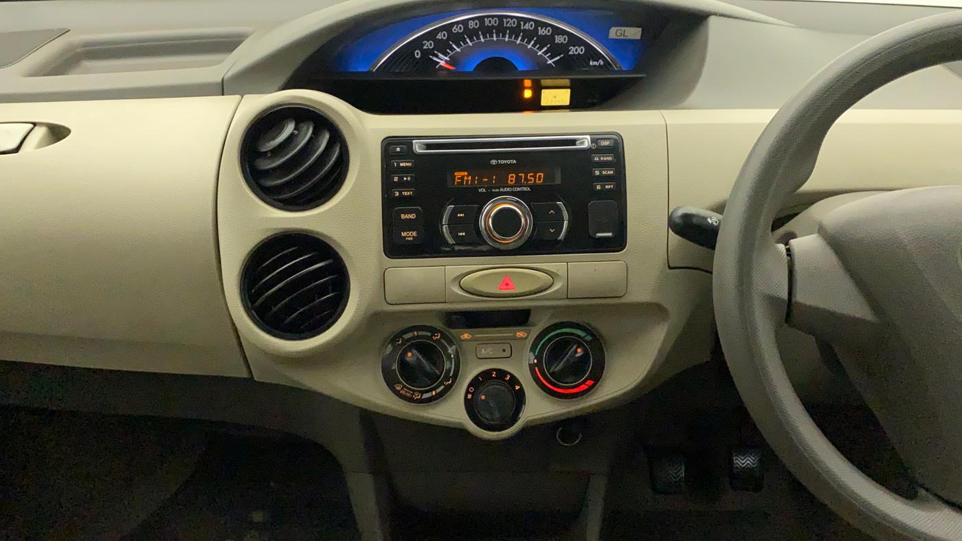 2014 Toyota Etios Liva G, Petrol, Manual, 23,685 km, Air Conditioner