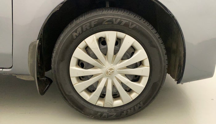 2014 Toyota Etios Liva G, Petrol, Manual, 23,685 km, Right Front Wheel