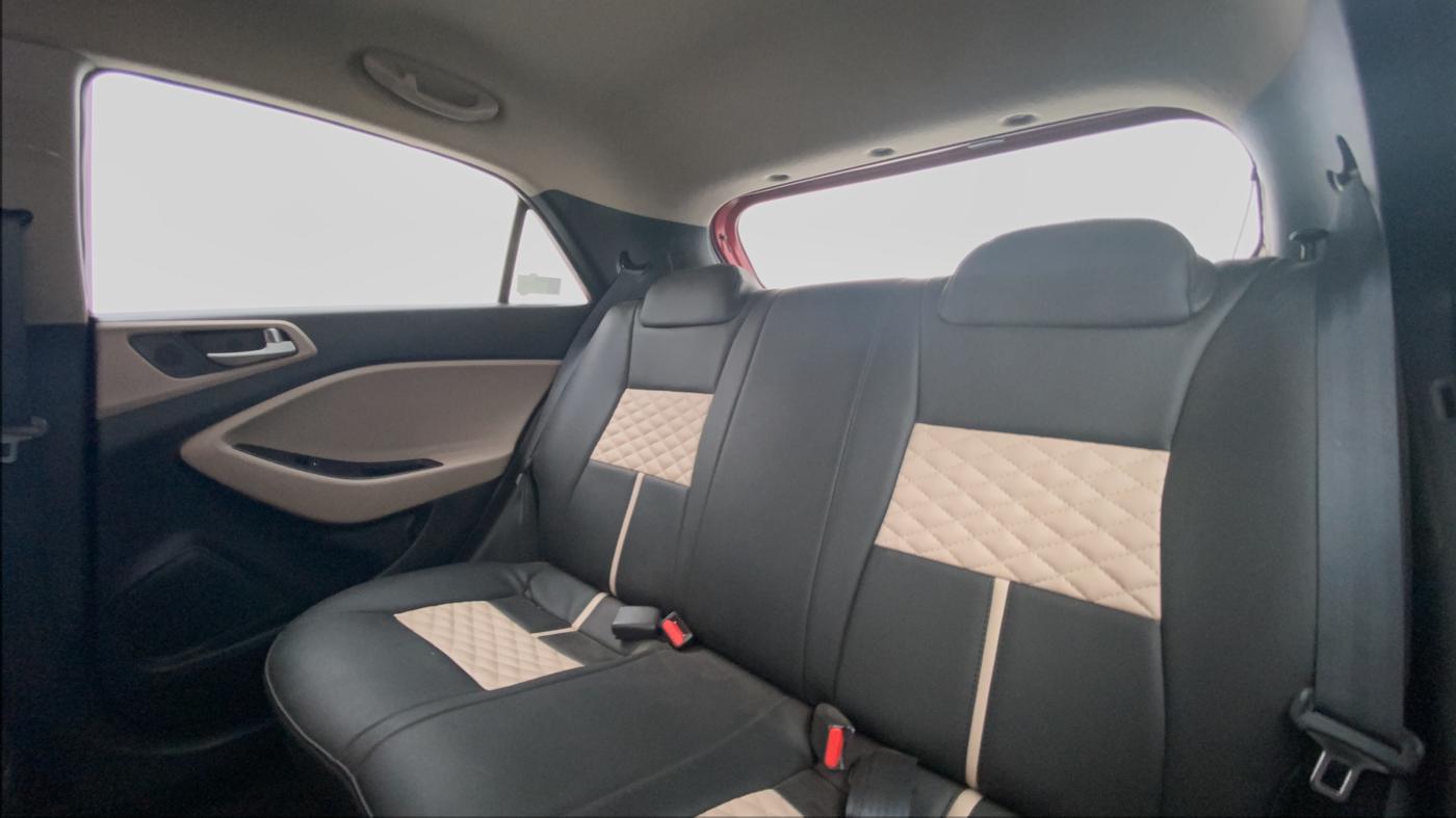 2019 Hyundai Elite i20 1.2 SPORTS PLUS VTVT, Petrol, Manual, 13,597 km, Right Side Rear Door Cabin View