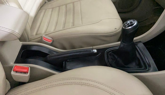2017 Maruti Ciaz SIGMA 1.4 MT PETROL, Petrol, Manual, 37,393 km, Gear Lever