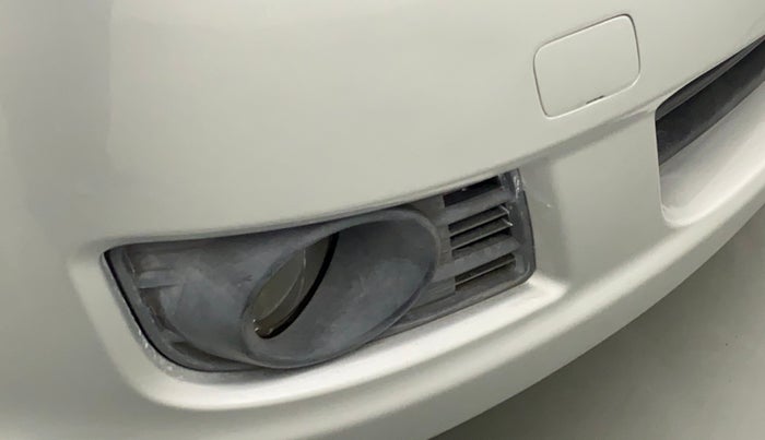 2010 Maruti Swift VXI, Petrol, Manual, 85,547 km, Right fog light - Not working