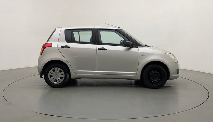 2010 Maruti Swift VXI, Petrol, Manual, 85,547 km, Right Side