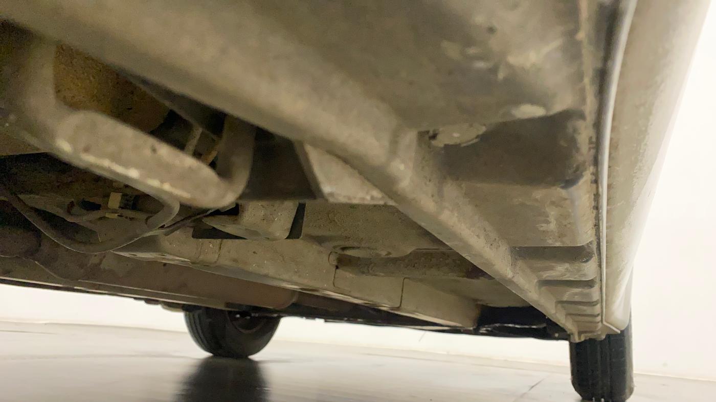 2010 Maruti Swift VXI, Petrol, Manual, 85,547 km, Right Side Underbody