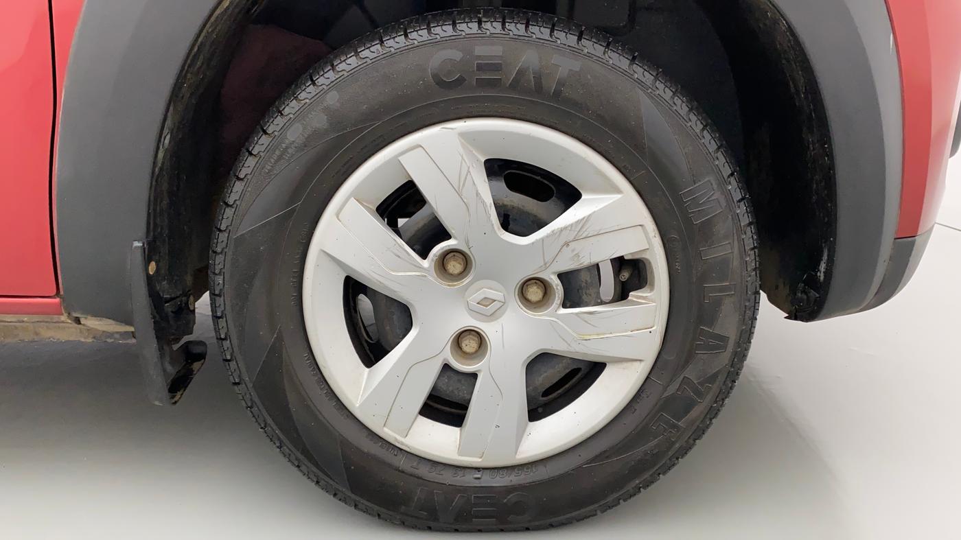 2016 Renault Kwid RXT 1.0, Petrol, Manual, 27,985 km, Right Front Wheel