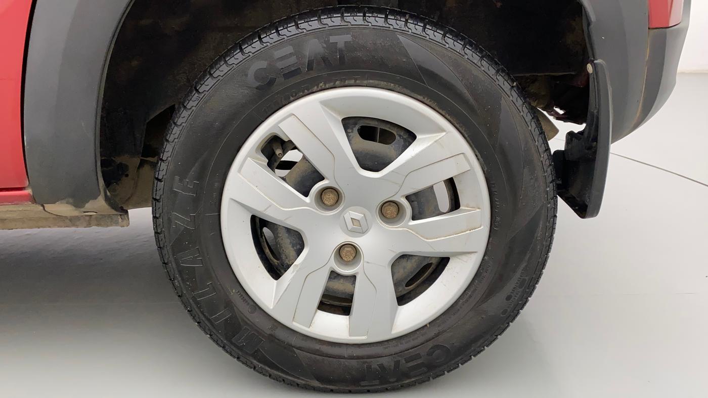 2016 Renault Kwid RXT 1.0, Petrol, Manual, 27,985 km, Left Rear Wheel