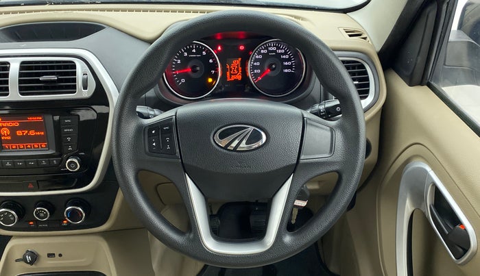 2018 Mahindra TUV300 T8, Diesel, Manual, 26,289 km, Steering Wheel Close Up