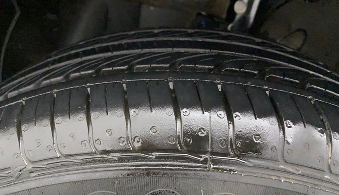 2022 Hyundai VENUE S 1.2, Petrol, Manual, 7,728 km, Left Front Tyre Tread