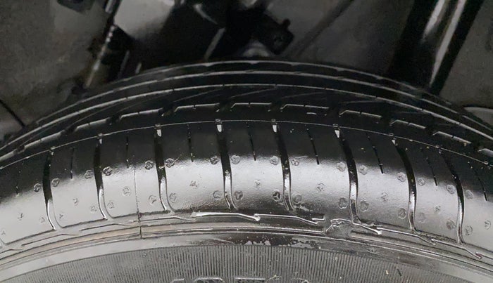 2022 Hyundai VENUE S 1.2, Petrol, Manual, 7,728 km, Left Rear Tyre Tread