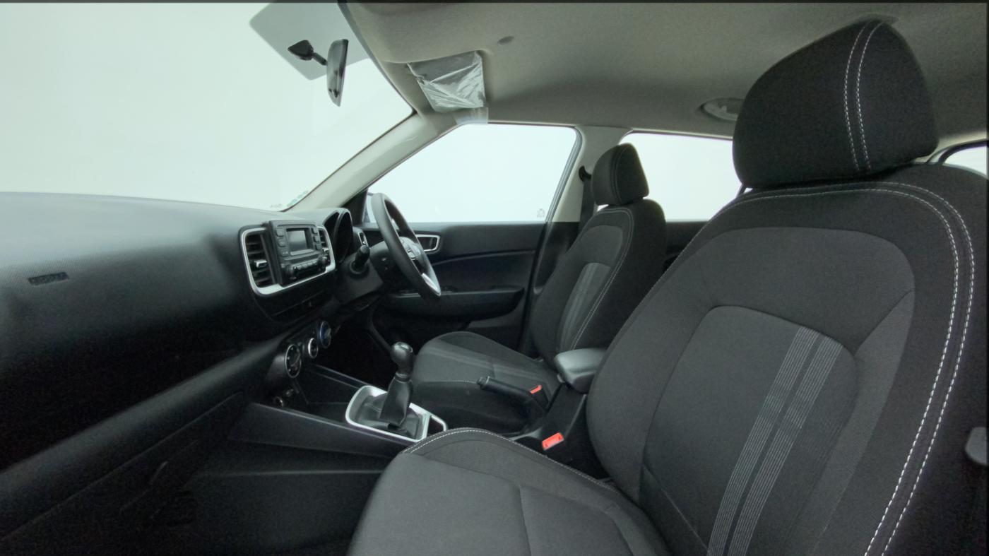 2022 Hyundai VENUE S 1.2, Petrol, Manual, 7,728 km, Right Side Front Door Cabin