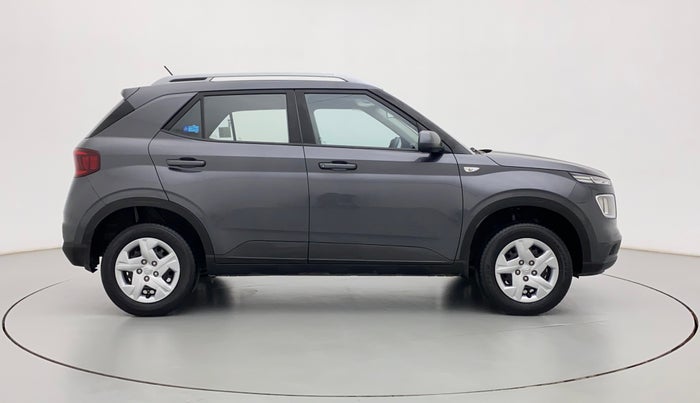 2022 Hyundai VENUE S 1.2, Petrol, Manual, 7,728 km, Right Side View