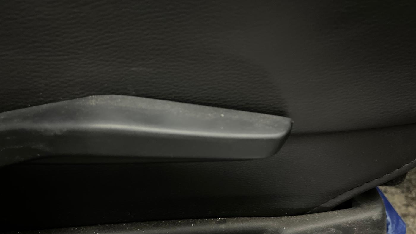 2021 Maruti XL6 ALPHA AT, Petrol, Automatic, 69,453 km, Driver Side Adjustment Panel