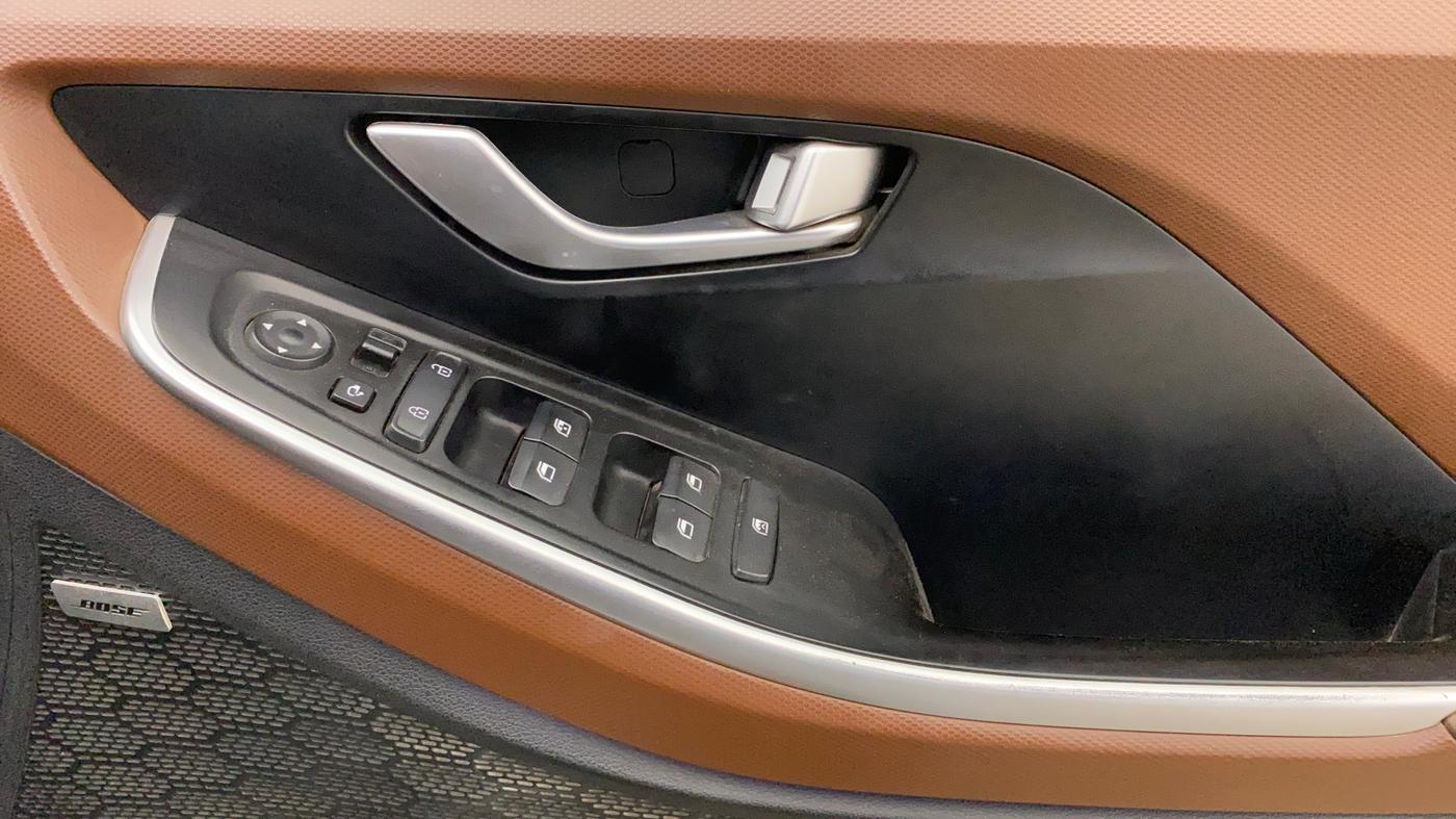 2022 Hyundai ALCAZAR 2.0 SIGNATURE (O) AT 6STR, Petrol, Automatic, 12,345 km, Driver Side Door Panels Control