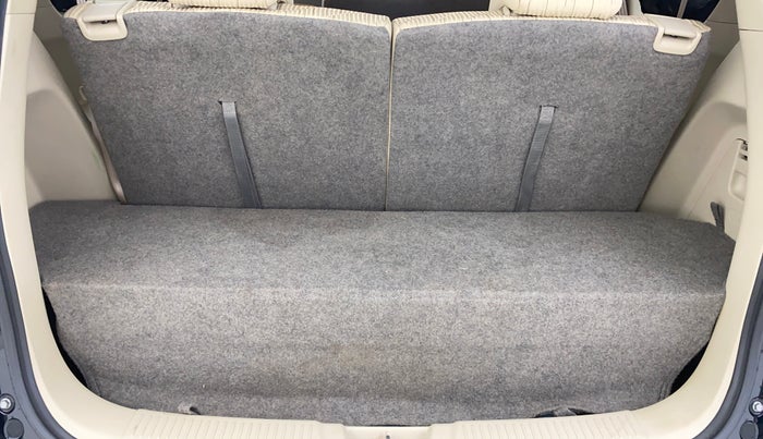 2024 Maruti Ertiga ZXI (O) CNG, CNG, Manual, 3,590 km, Boot Inside