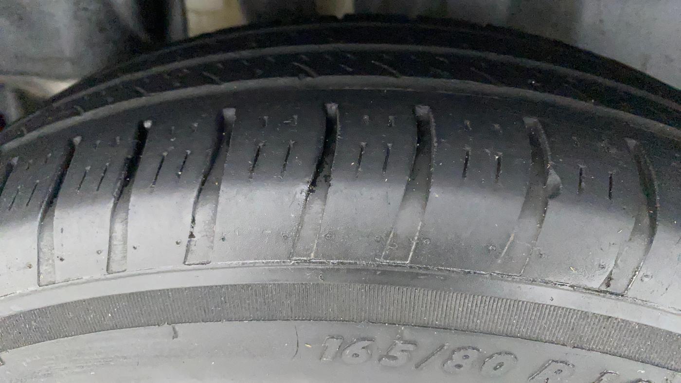 2022 Maruti Swift VXI, Petrol, Manual, 44,295 km, Right Rear Tyre Tread