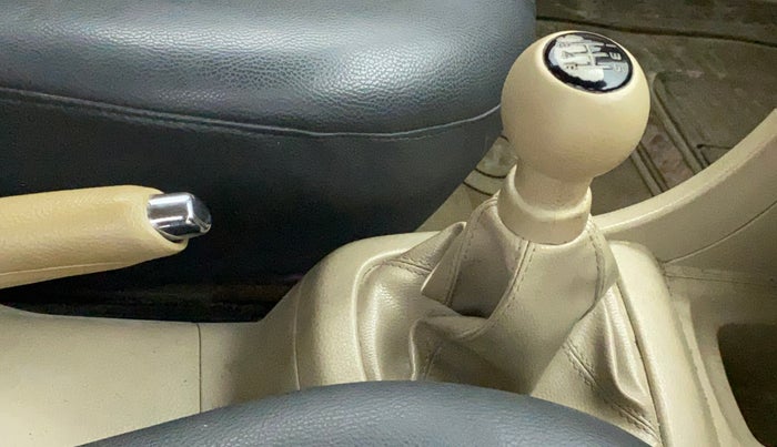 2012 Maruti Swift Dzire VXI, Petrol, Manual, 56,816 km, Gear Lever
