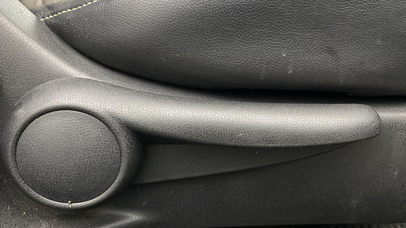 2018 Nissan Micra Active XV, Petrol, Manual, 50,566 km, Driver Side Adjustment Panel