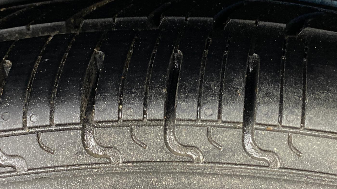 2018 Nissan Micra Active XV, Petrol, Manual, 50,566 km, Right Rear Tyre Tread