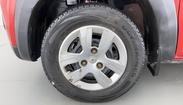 2015 Renault Kwid RXT, Petrol, Manual, 39,341 km, Left Front Wheel