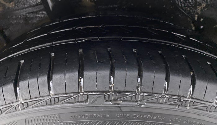 2019 Maruti Celerio ZXI, Petrol, Manual, 14,005 km, Right Rear Tyre Tread