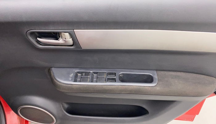 2011 Maruti Swift VXI, Petrol, Manual, 95,333 km, Driver Side Door Panels Control