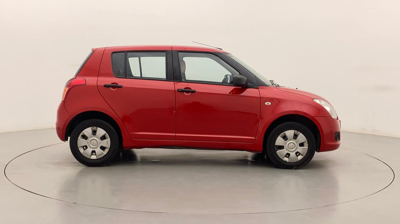 2011 Maruti Swift VXI, Petrol, Manual, 95,333 km, Right Side View