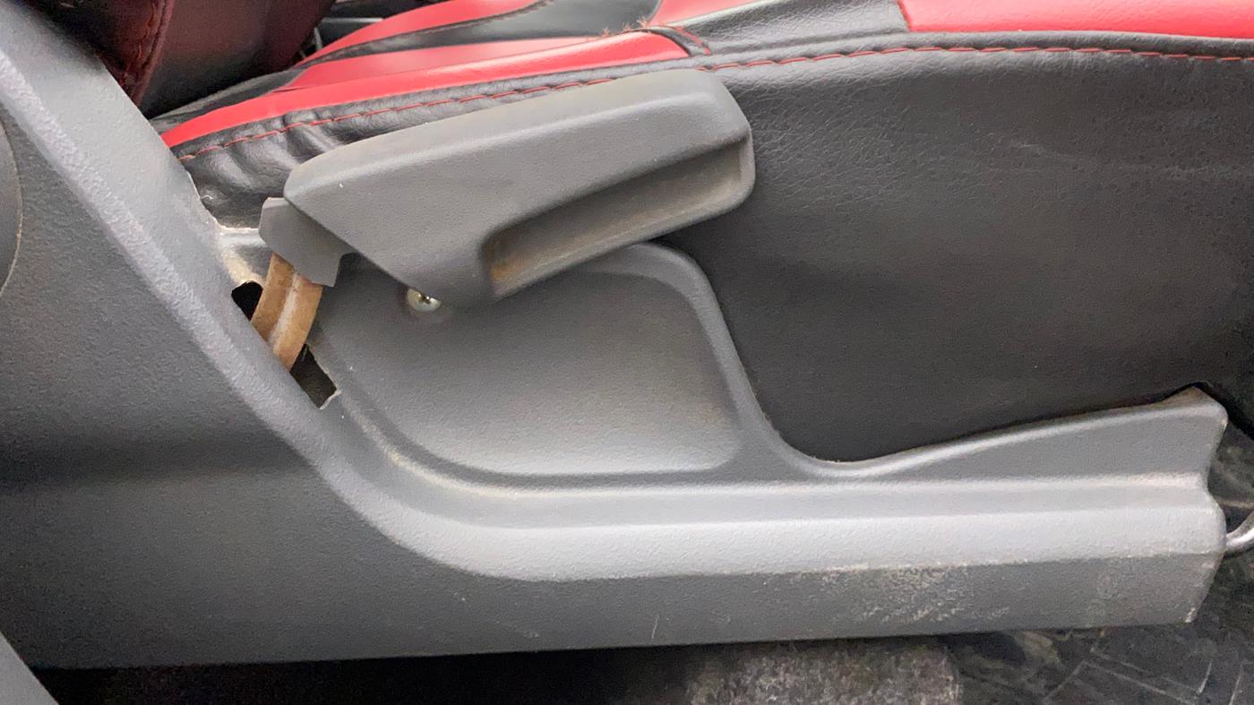 2011 Maruti Swift VXI, Petrol, Manual, 95,333 km, Driver Side Adjustment Panel