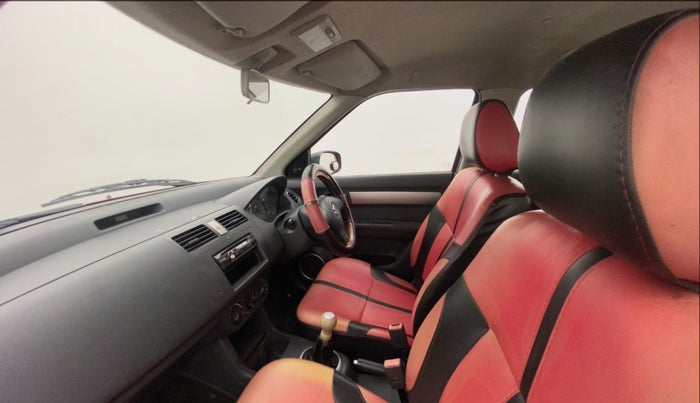 2011 Maruti Swift VXI, Petrol, Manual, 95,333 km, Right Side Front Door Cabin