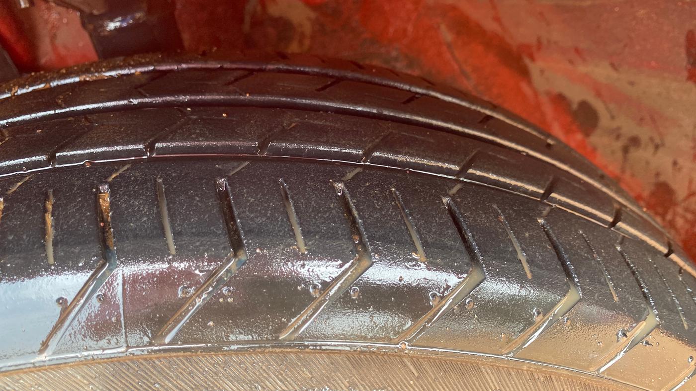 2022 Maruti Celerio ZXI PLUS AGS, Petrol, Automatic, 17,634 km, Left Front Tyre Tread