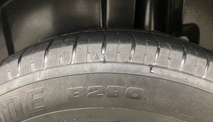 2014 Maruti Ertiga VDI, Diesel, Manual, 94,056 km, Left Rear Tyre Tread