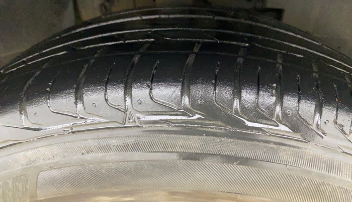 2023 Tata NEXON XZA PLUS LUXURY SUNROOF PETROL, Petrol, Automatic, 44,467 km, Right Front Tyre Tread