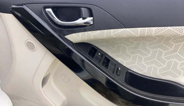 2023 Tata NEXON XZA PLUS LUXURY SUNROOF PETROL, Petrol, Automatic, 44,467 km, Driver Side Door Panels Control