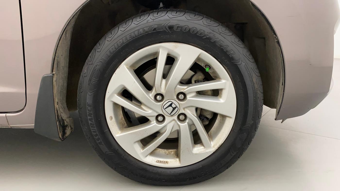 2015 Honda Jazz 1.2L I-VTEC V AT, Petrol, Automatic, 50,207 km, Right Front Wheel