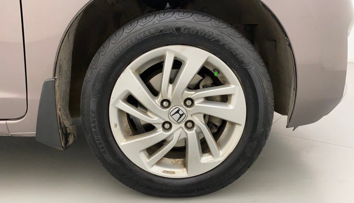 2015 Honda Jazz 1.2L I-VTEC V AT, Petrol, Automatic, 50,207 km, Right Front Wheel