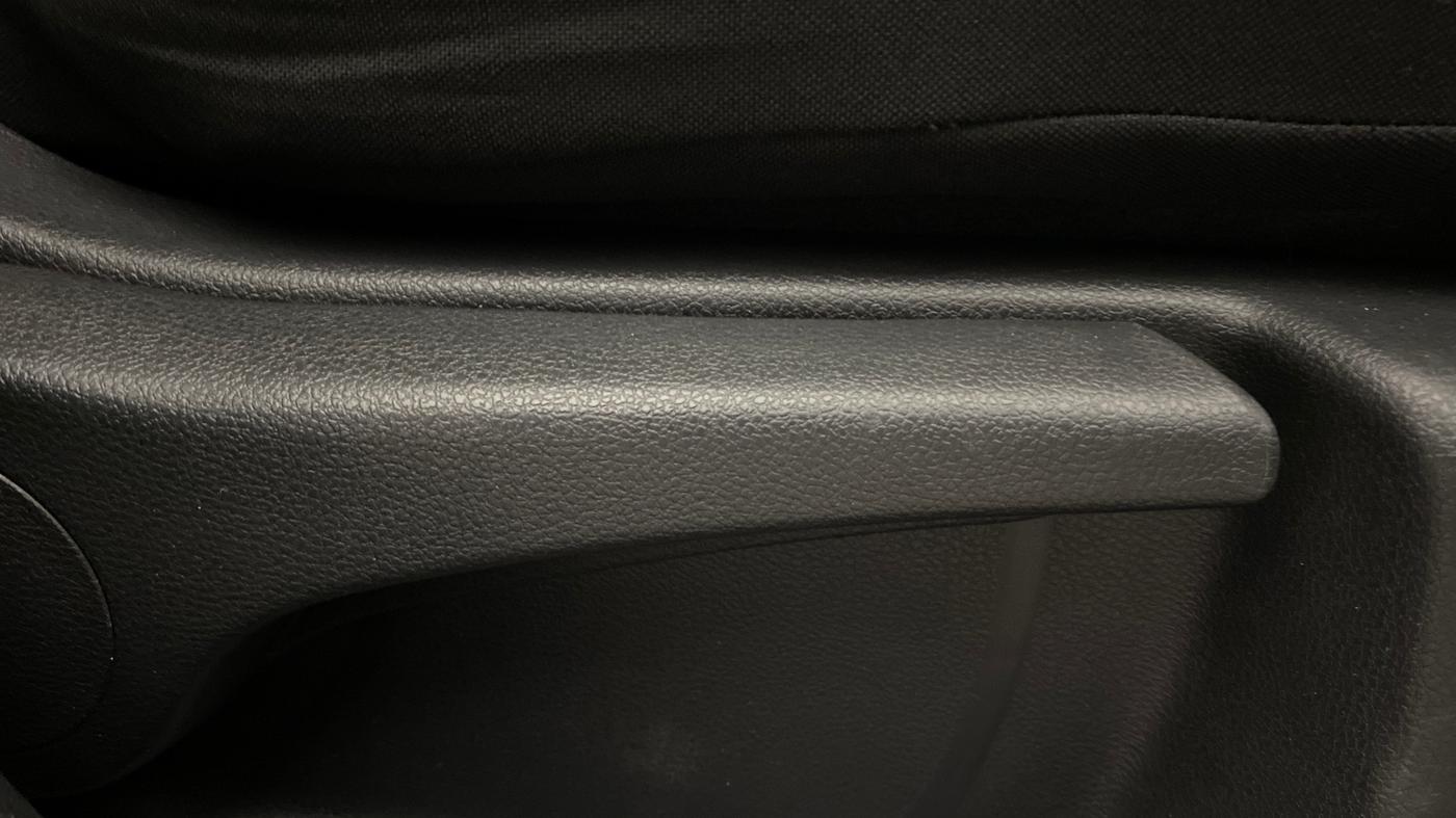 2017 Renault Captur RXT DIESEL, Diesel, Manual, 85,791 km, Driver Side Adjustment Panel