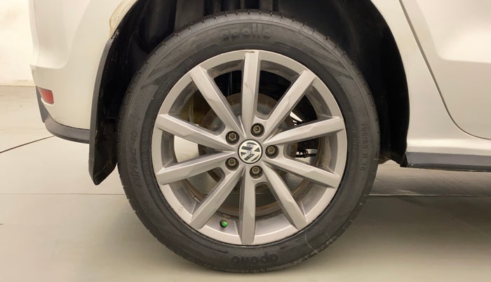 2019 Volkswagen Polo HIGHLINE PLUS 1.0, Petrol, Manual, 42,490 km, Right Rear Wheel