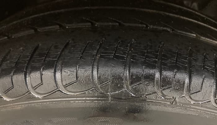 2017 Tata Tiago XZ PETROL, Petrol, Manual, 48,052 km, Right Front Tyre Tread