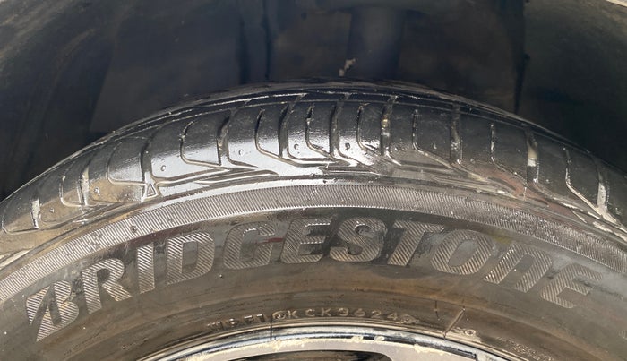 2022 Tata NEXON XZ PLUS (PREMIUM) KAZIRANGA PETROL, CNG, Manual, 97,980 km, Left Front Tyre Tread