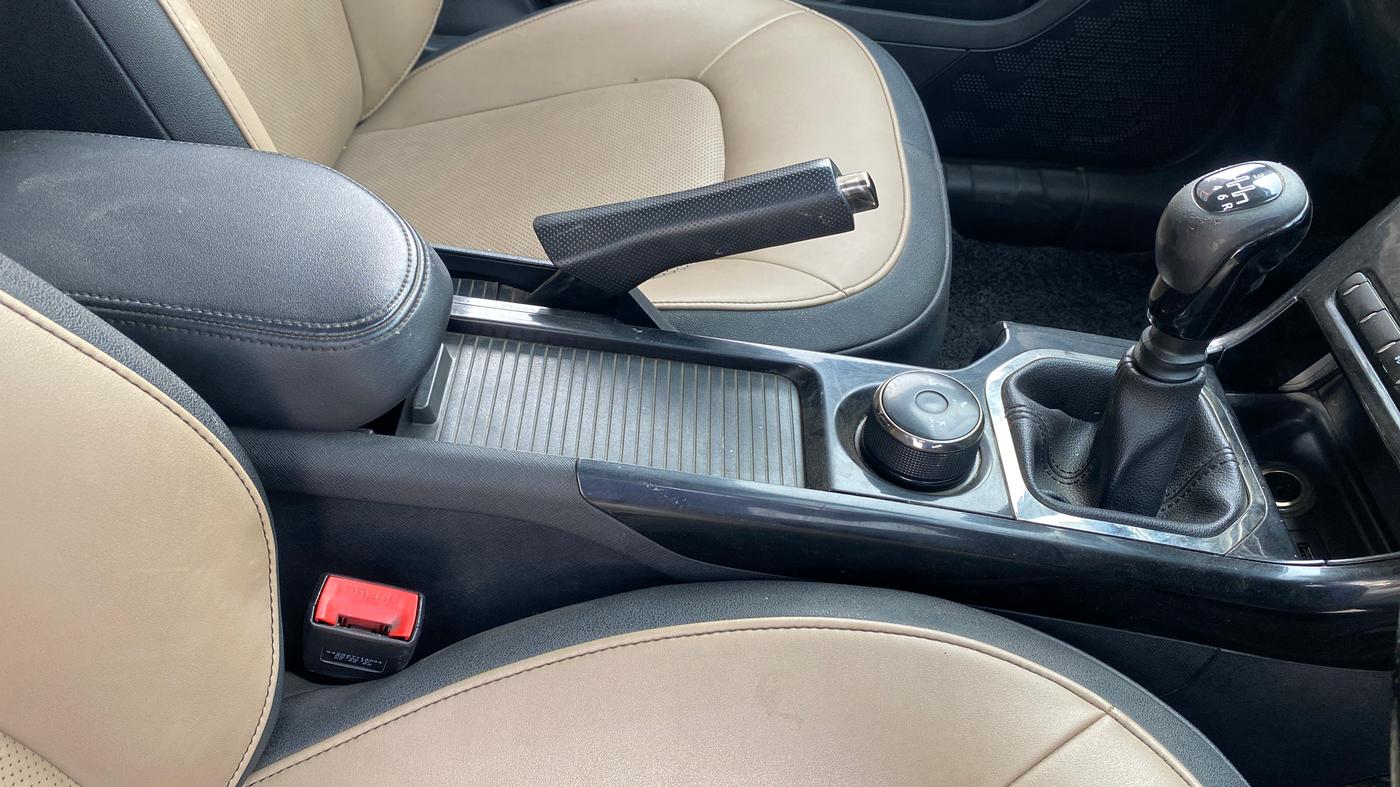 2022 Tata NEXON XZ PLUS (PREMIUM) KAZIRANGA PETROL, CNG, Manual, 97,980 km, Gear Lever