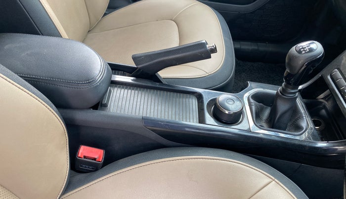 2022 Tata NEXON XZ PLUS (PREMIUM) KAZIRANGA PETROL, CNG, Manual, 97,980 km, Gear Lever