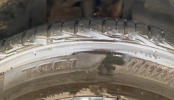 2022 Tata NEXON XZ PLUS (PREMIUM) KAZIRANGA PETROL, CNG, Manual, 97,980 km, Right Front Tyre Tread