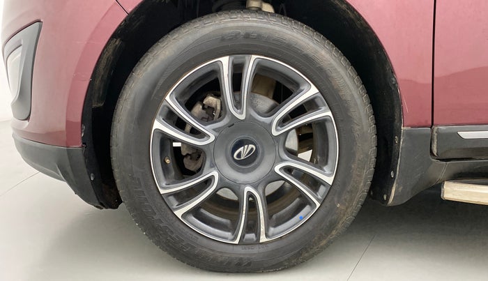 2018 Mahindra MARAZZO M8 7 STR, Diesel, Manual, 25,614 km, Left Front Wheel
