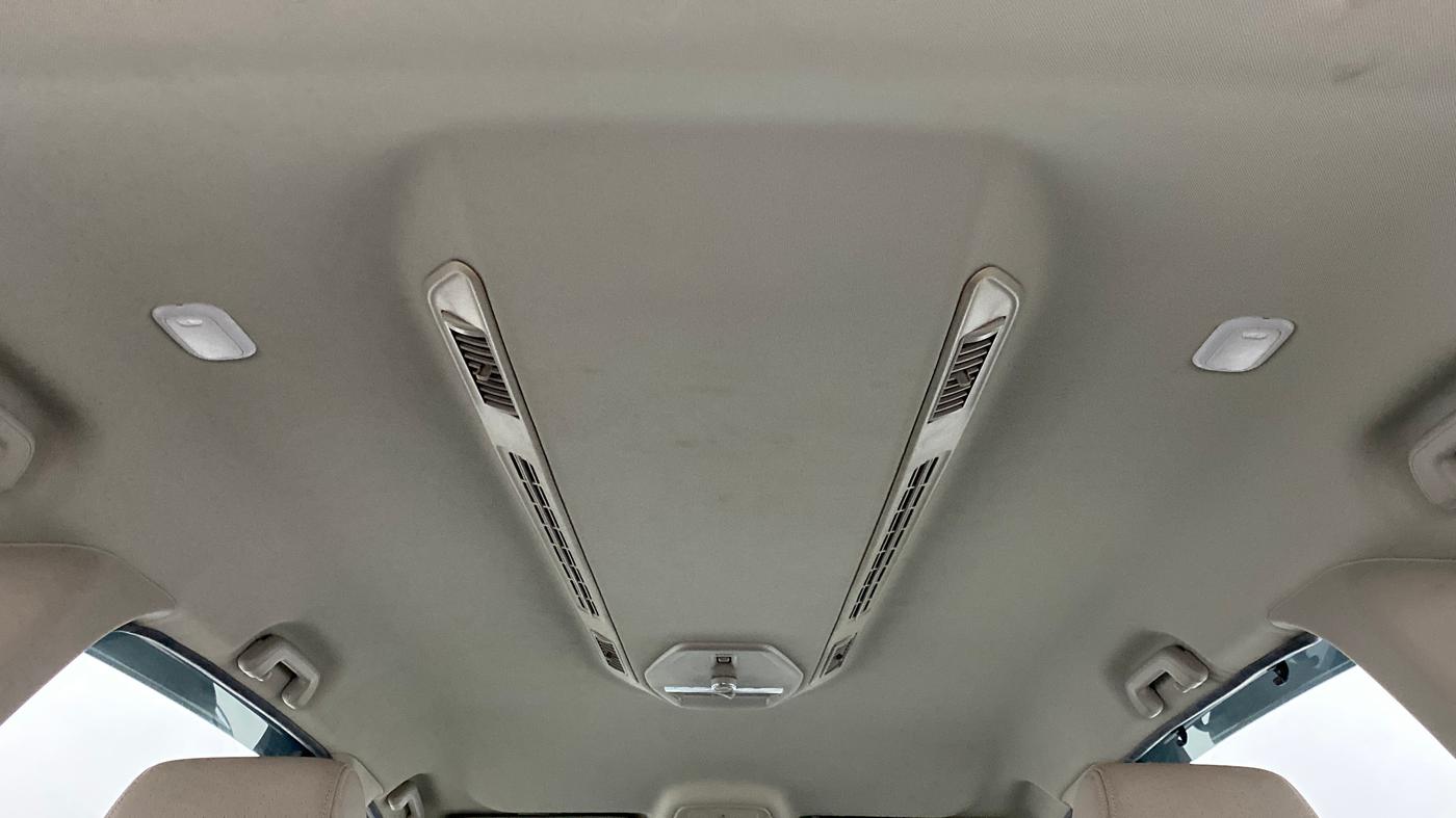 2018 Mahindra MARAZZO M8 7 STR, Diesel, Manual, 25,614 km, Rear AC Vents