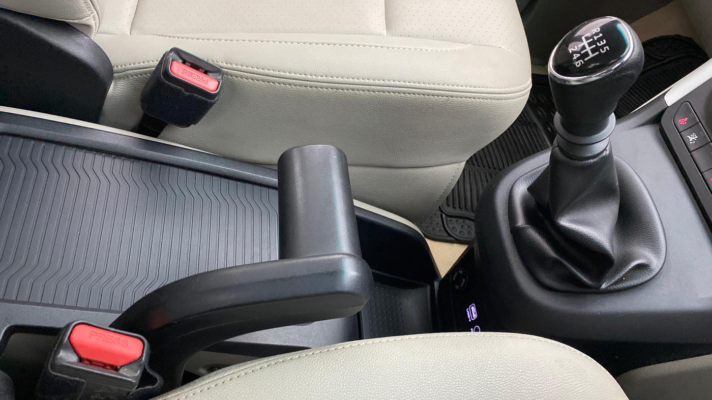 2018 Mahindra MARAZZO M8 7 STR, Diesel, Manual, 25,614 km, Gear Lever