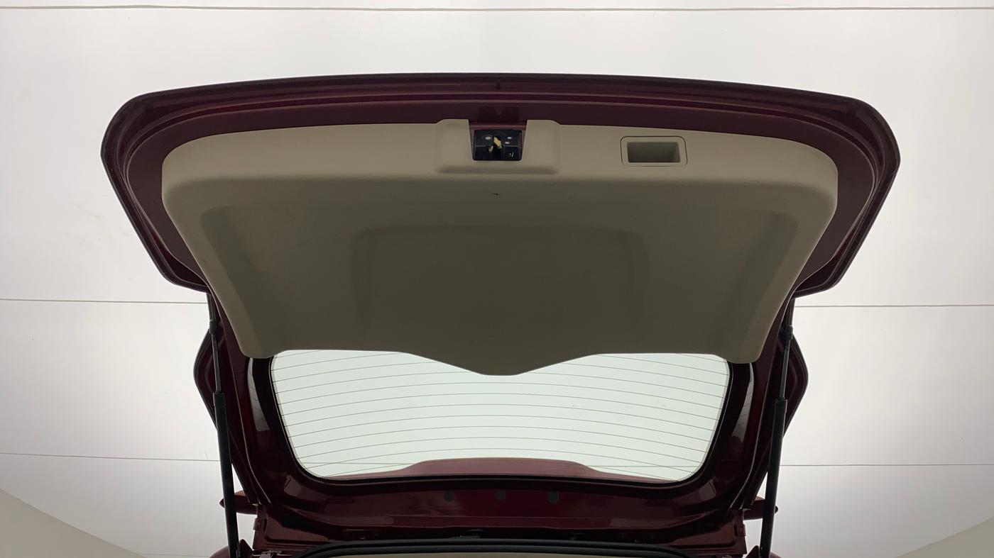 2018 Mahindra MARAZZO M8 7 STR, Diesel, Manual, 25,614 km, Boot Door Open