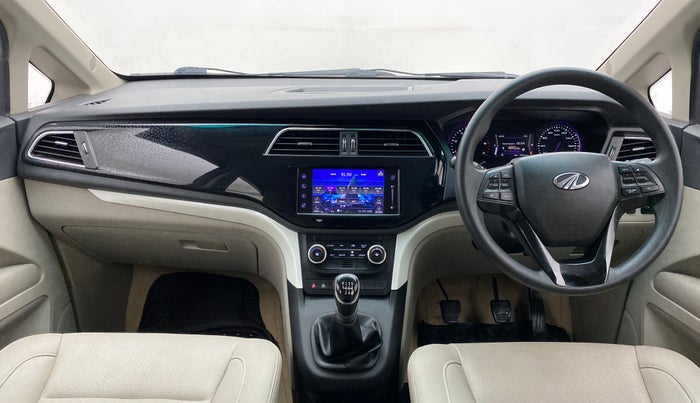 2018 Mahindra MARAZZO M8 7 STR, Diesel, Manual, 25,614 km, Dashboard