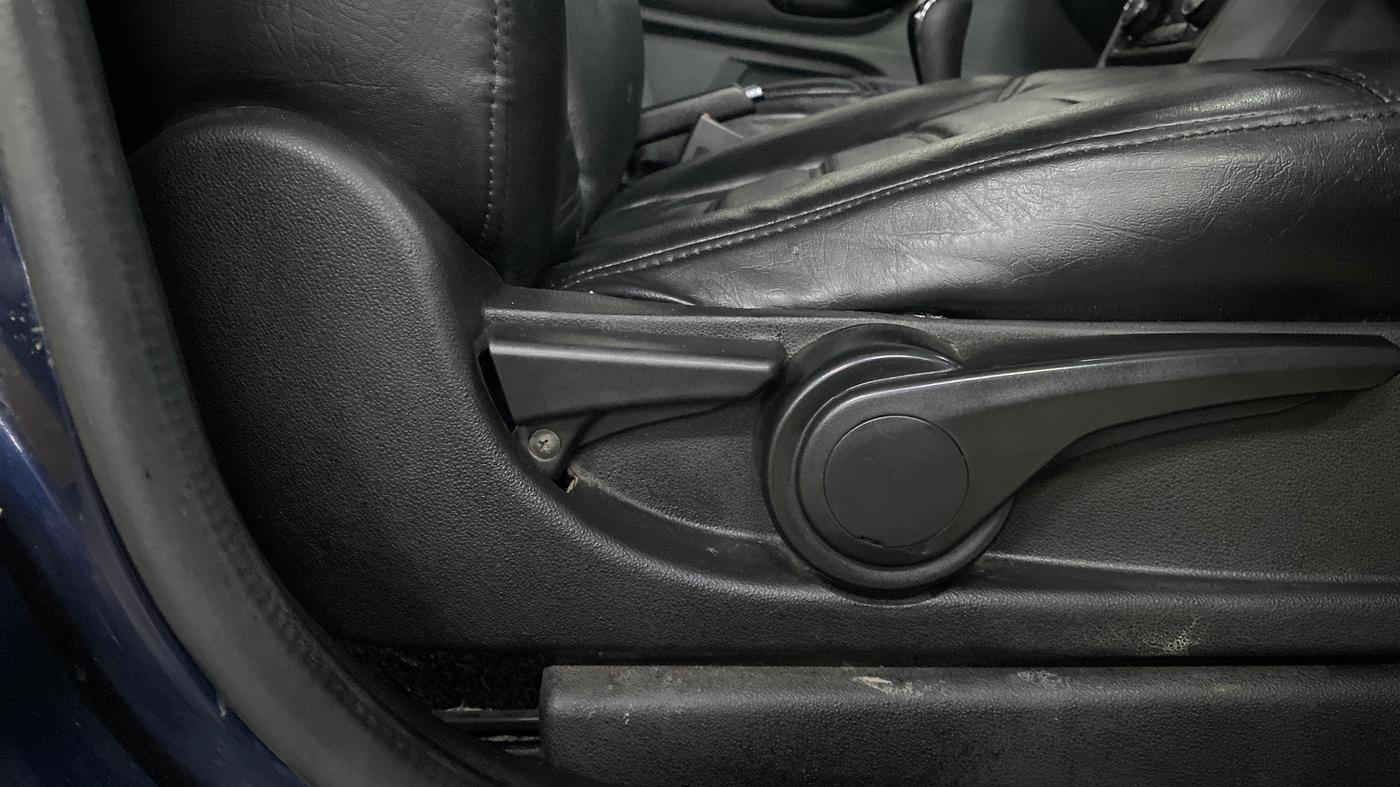 2019 Tata TIGOR XZ PLUS PETROL, Petrol, Manual, 96,916 km, Driver Side Adjustment Panel