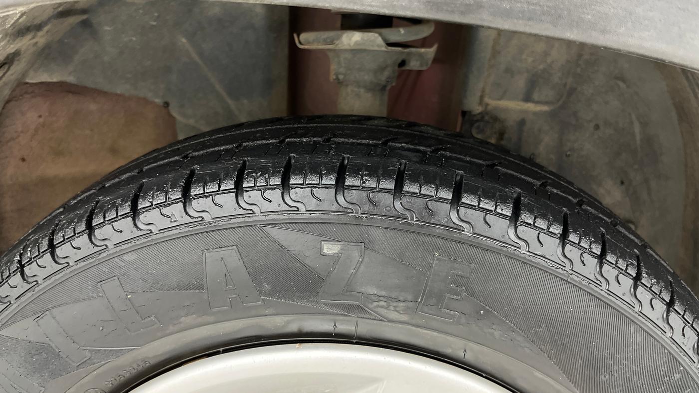 2016 Renault Kwid RXT 0.8, Petrol, Manual, 43,280 km, Right Front Tyre Tread